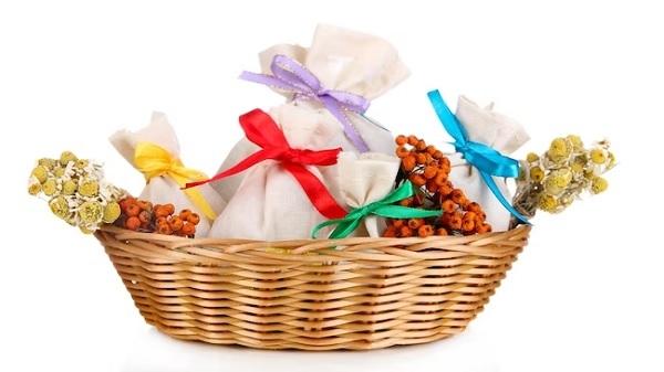 Baby Hamper Pooja Essentials as Gifts to Couples