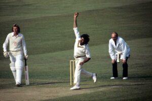 Explaining overarm bowling